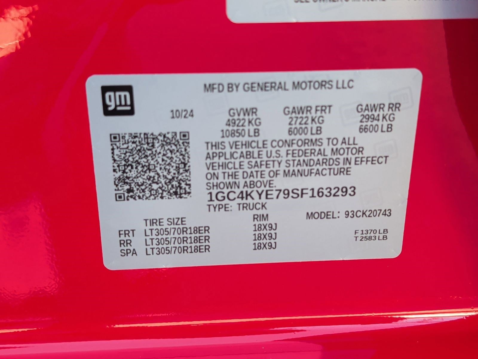 Used 2025 Chevrolet Silverado 2500 ZR2 w/ Technology Package image 29