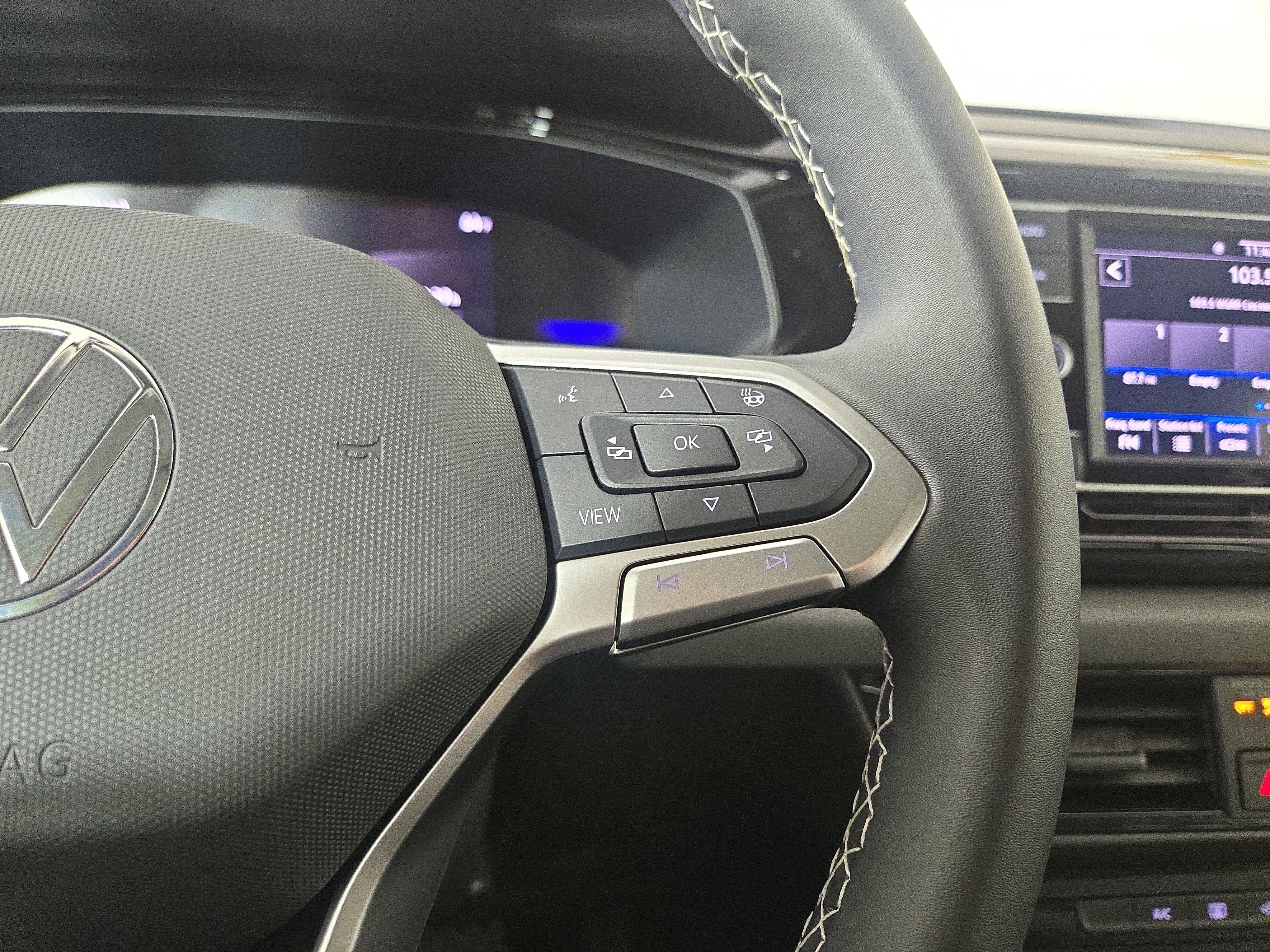 Used 2024 Volkswagen Taos S image 16