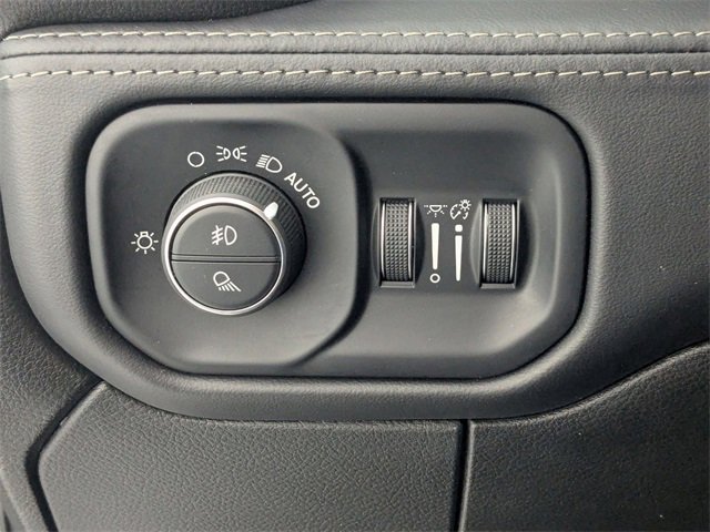 Used 2025 RAM 2500 Limited image 16