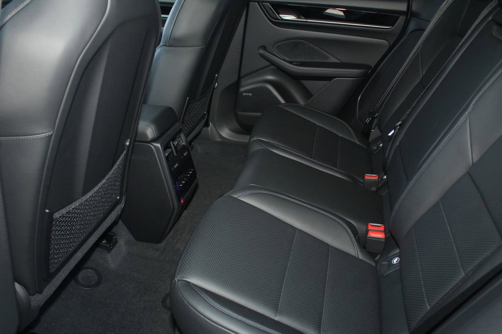 New 2026 Porsche Macan 4 Electric AWD/4WD image 23