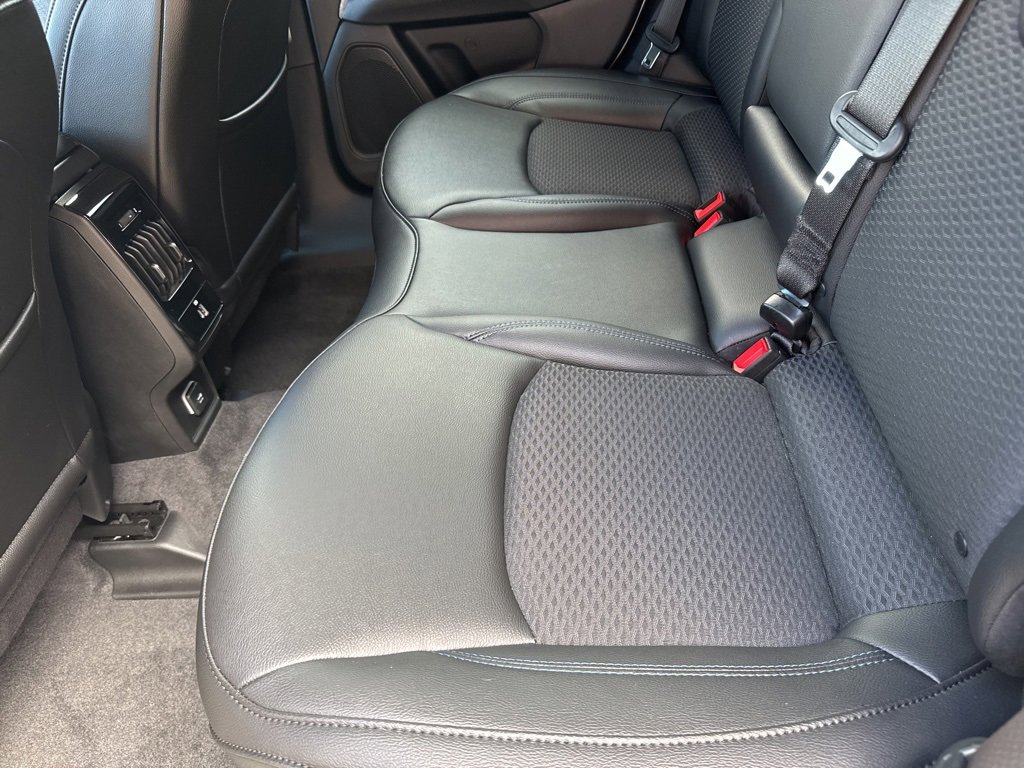 Used 2023 Jeep Compass Latitude w/ Convenience Group image 49