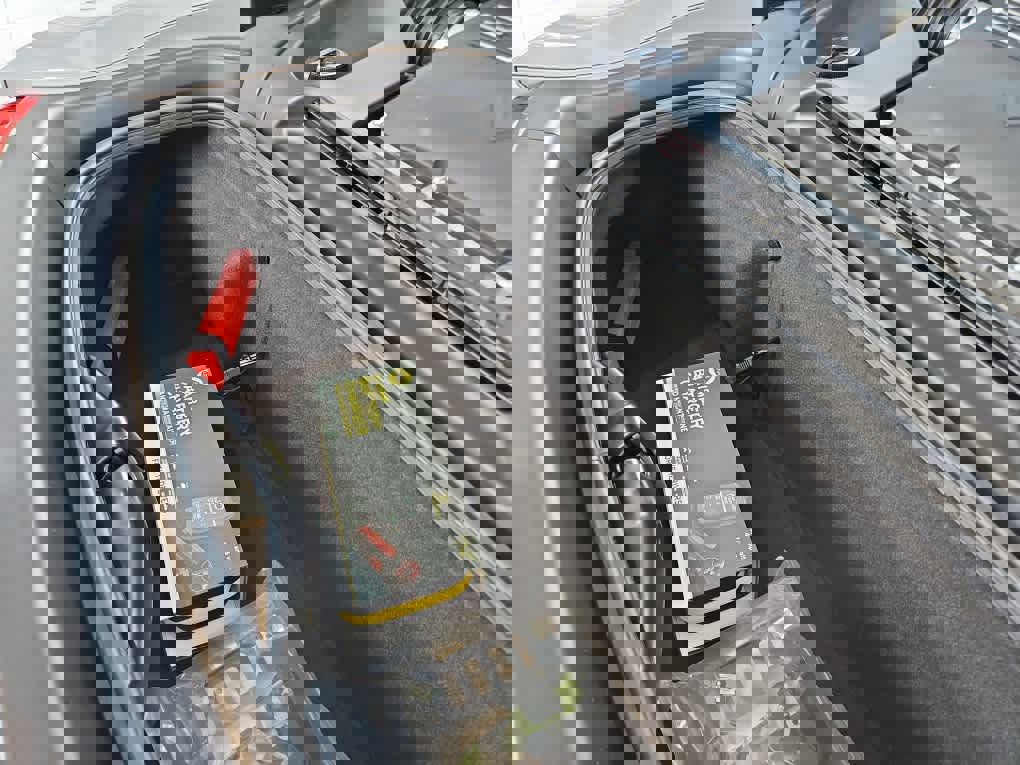 New 2025 Lotus Emira image 34