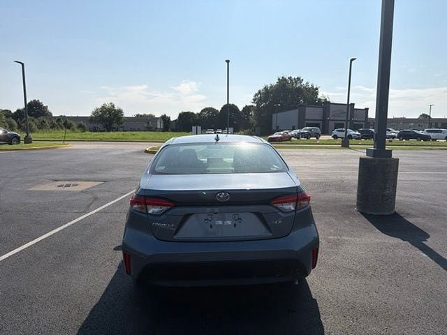 Used 2026 Toyota Corolla LE FWD image 13