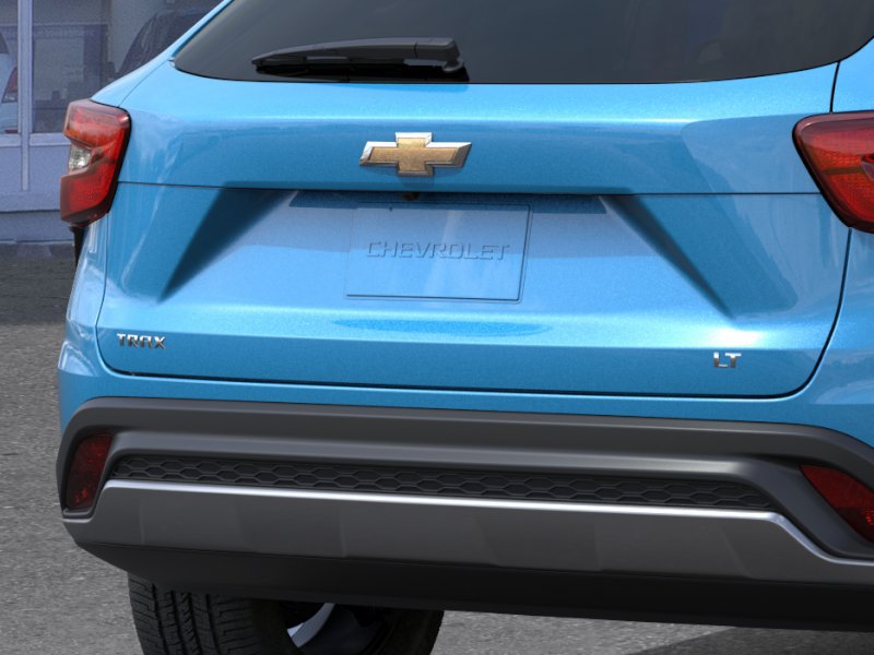 New 2026 Chevrolet Trax LT w/ LT Convenience Package FWD image 16
