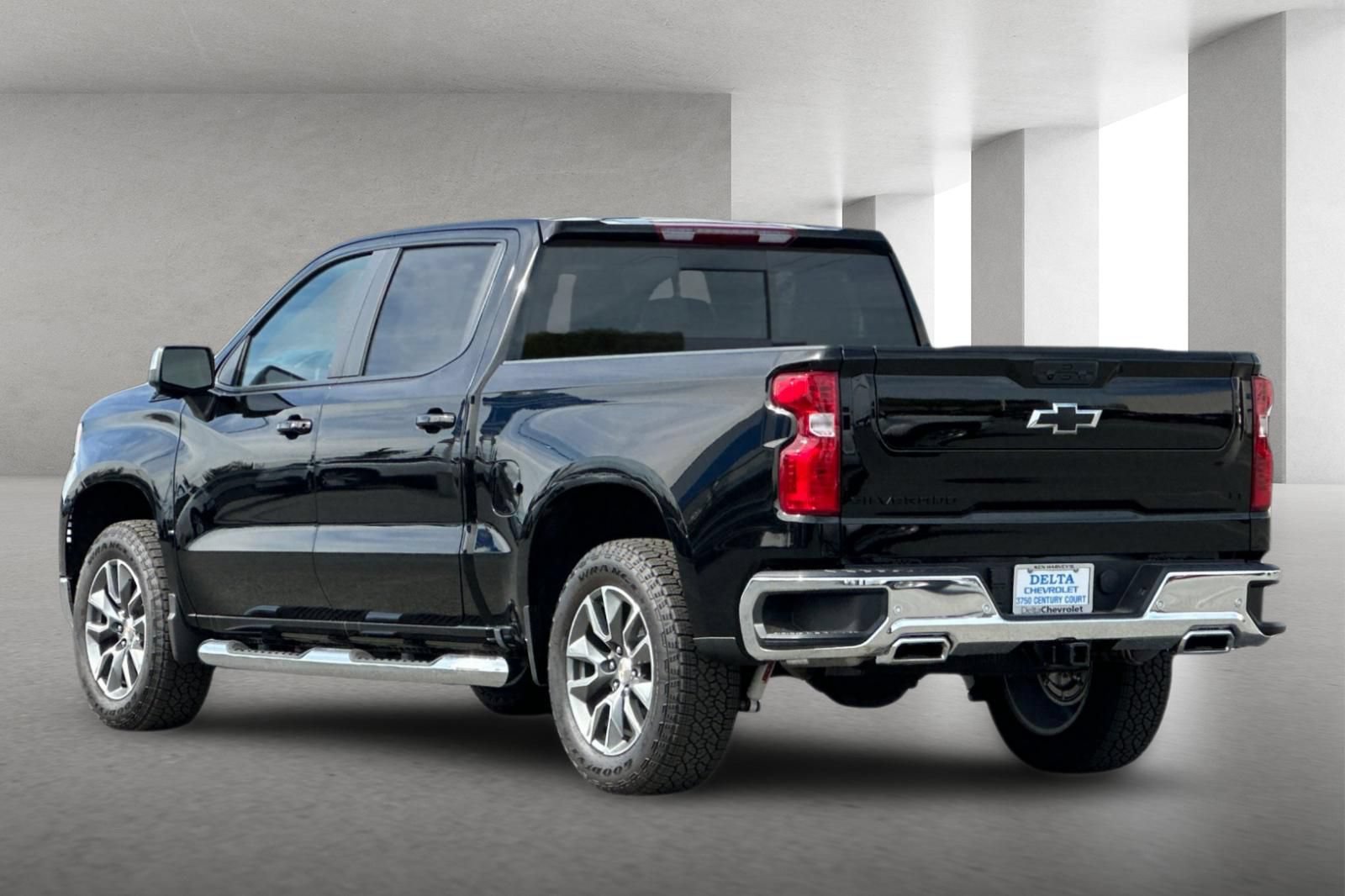 Used 2026 Chevrolet Silverado 1500 LT w/ All Star Edition Plus AWD/4WD image 6