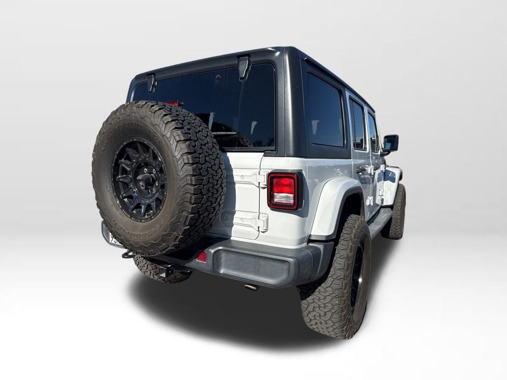Used 2019 Jeep Wrangler Unlimited Sahara image 5