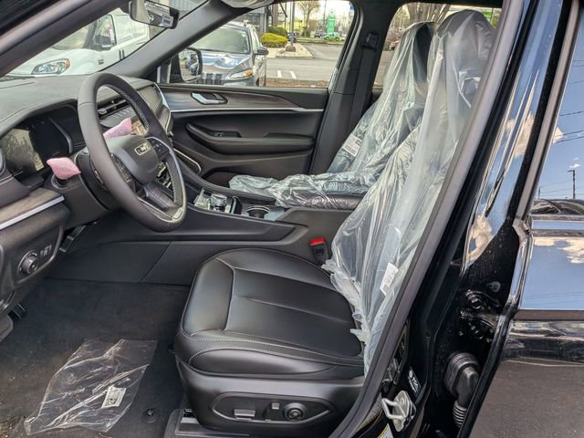 New 2026 Jeep Grand Cherokee Limited image 9