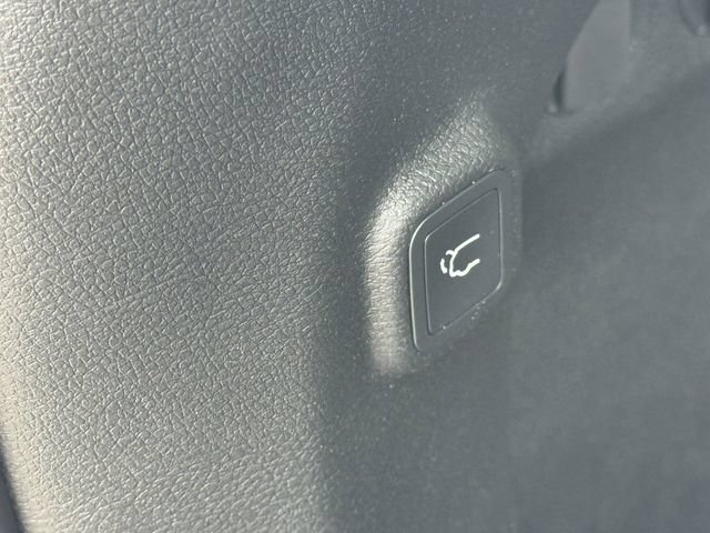 Certified 2023 Jeep Cherokee Altitude Lux AWD/4WD image 29