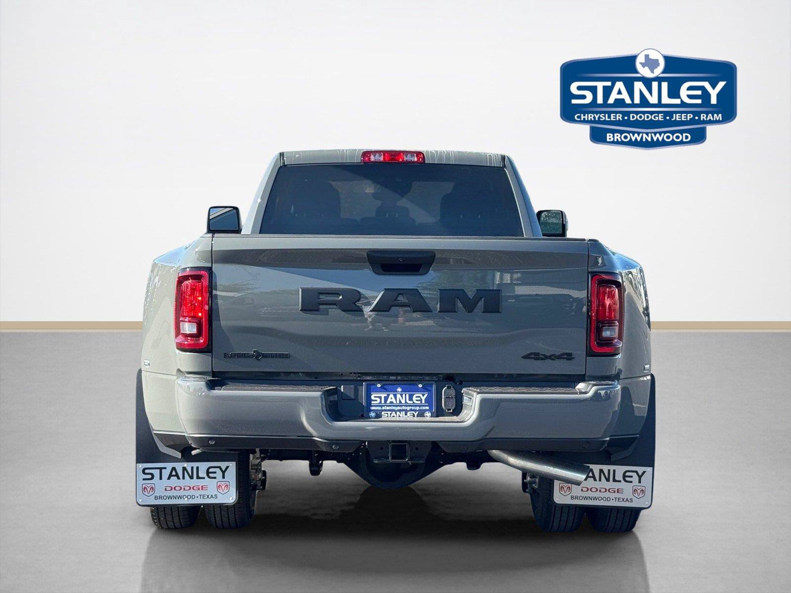 New 2027 RAM 3500 Big Horn AWD/4WD image 7