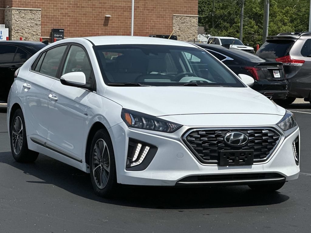 Used 2020 Hyundai Ioniq SEL FWD image 8