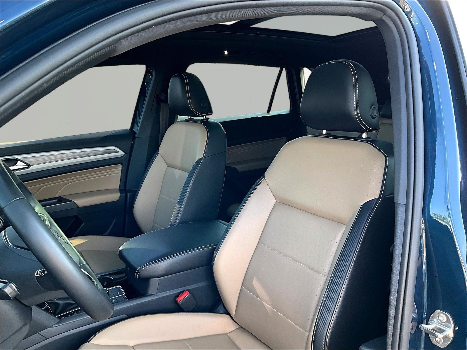 Used 2022 Volkswagen Atlas Cross Sport SE w/ Panoramic Sunroof Package AWD/4WD image 21