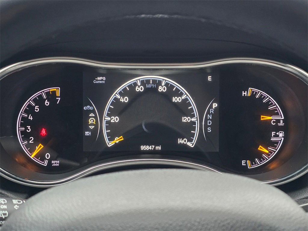 Used 2015 Jeep Grand Cherokee Altitude image 4