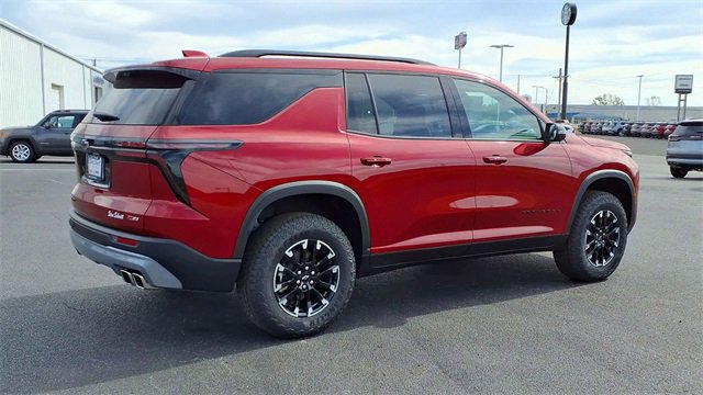 New 2026 Chevrolet Traverse Z71 w/ Driver Confidence Package image 8