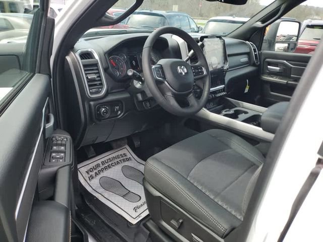 New 2026 RAM 3500 Big Horn AWD/4WD image 12