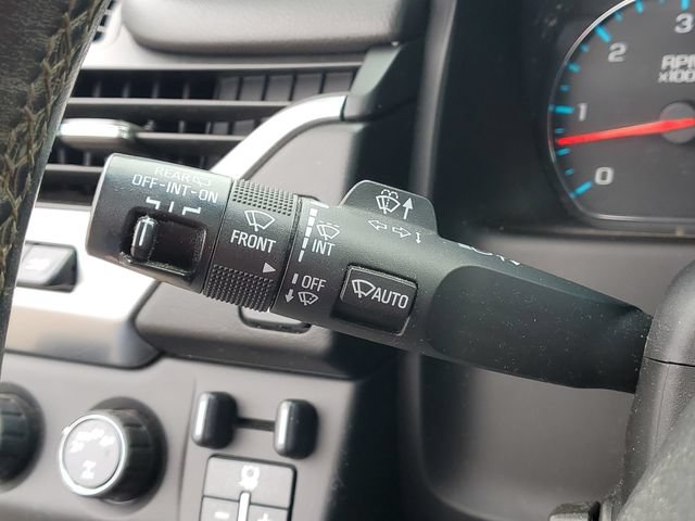 Used 2017 Chevrolet Suburban Premier AWD/4WD image 22