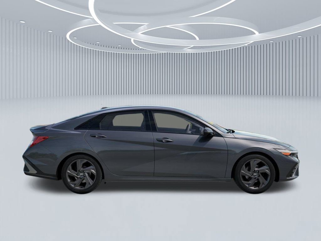 New 2026 Hyundai Elantra Sport FWD image 7
