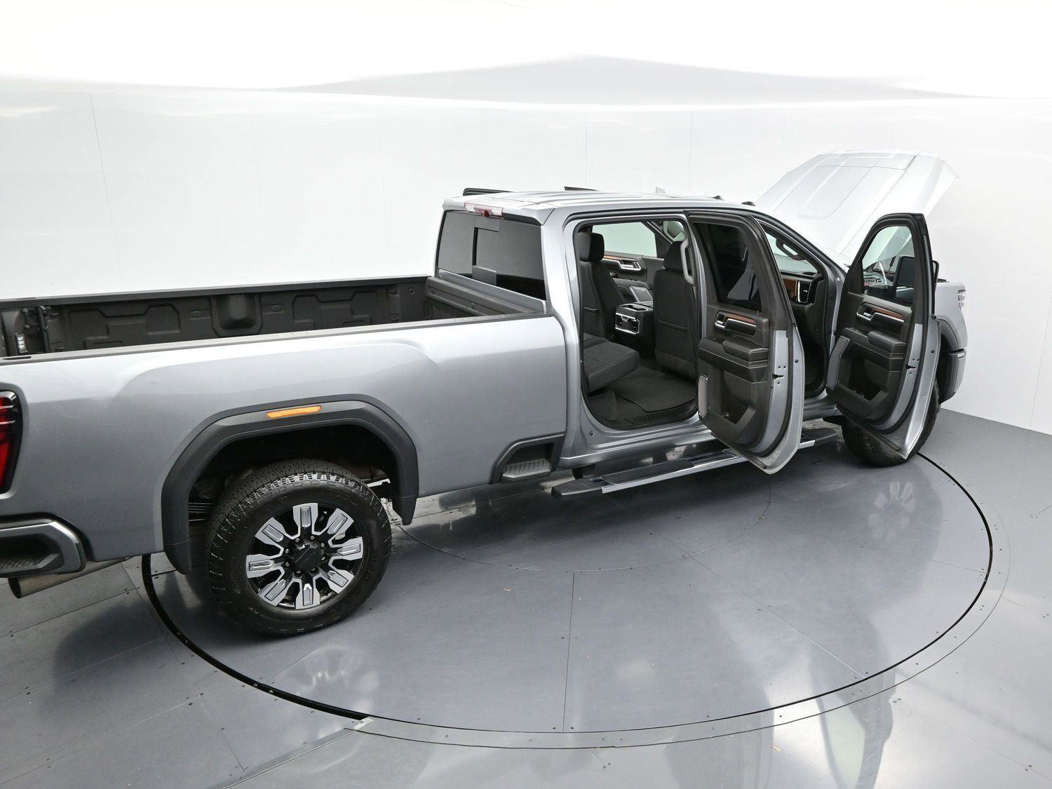 Used 2024 GMC Sierra 2500 Denali w/ Denali Reserve Package image 44