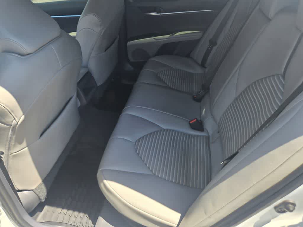Used 2021 Toyota Camry SE FWD image 12