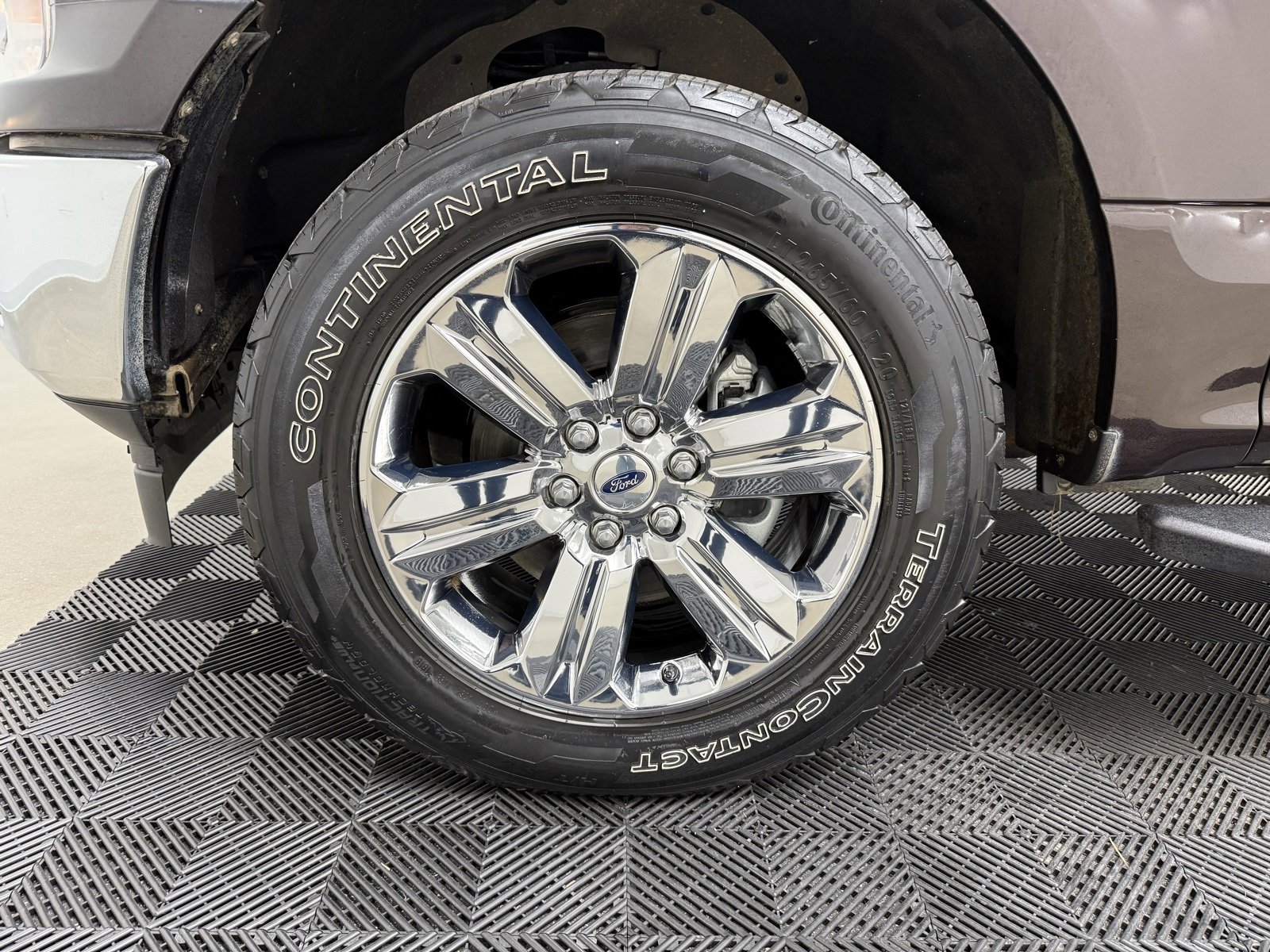 Used 2018 Ford F150 XLT w/ Equipment Group 302A Luxury image 17