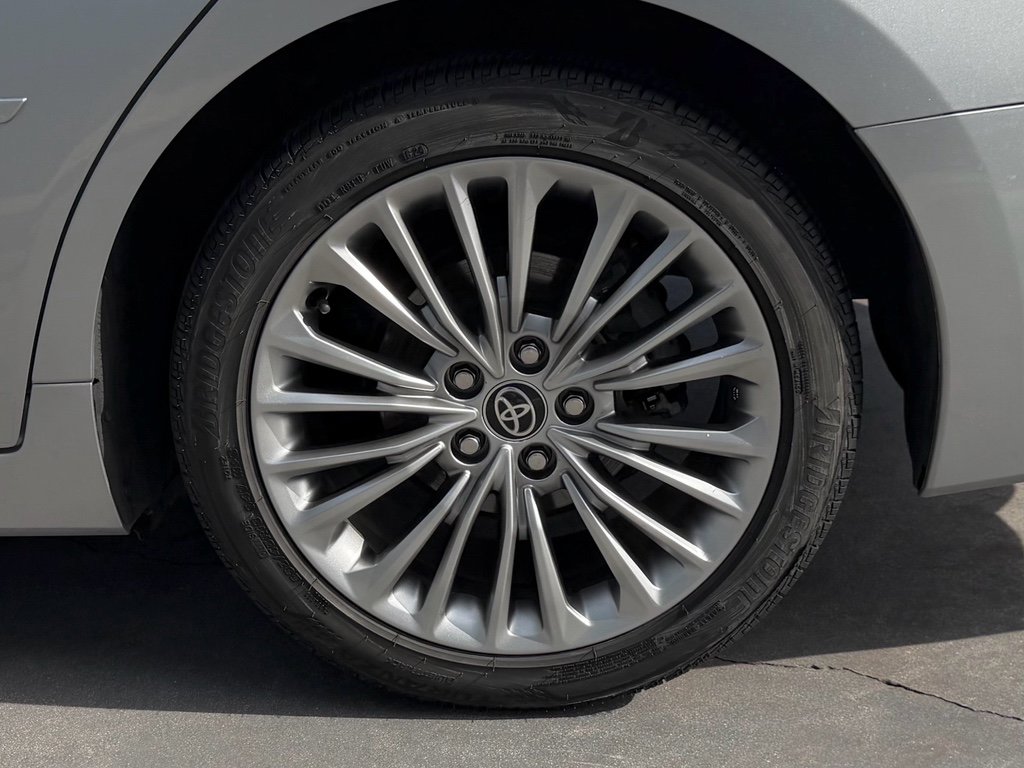 Certified 2022 Toyota Avalon Limited w/ Advanced Safety Package image 11