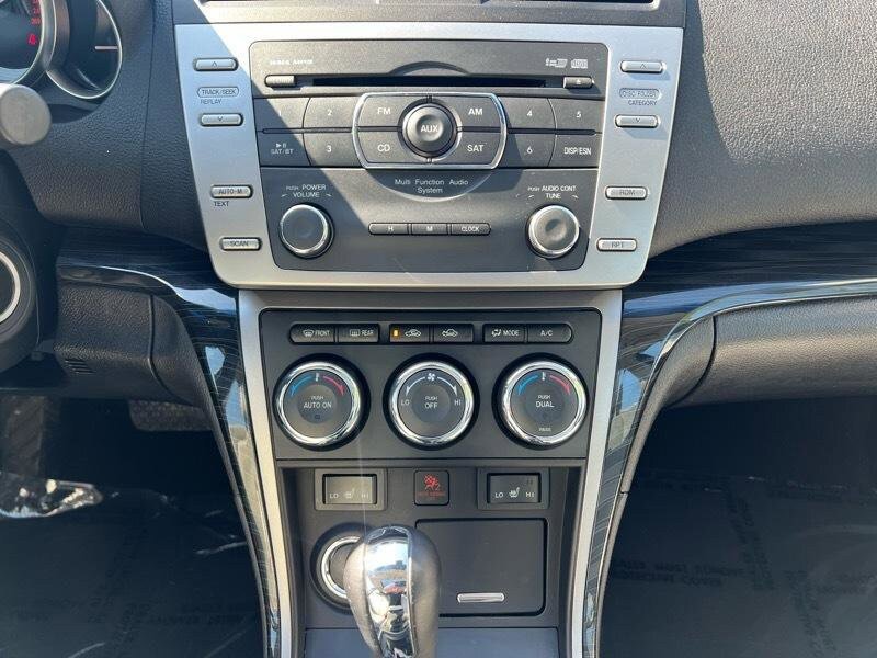 Used 2009 MAZDA MAZDA6 i Grand Touring w/ Moonroof & Bose Pkg FWD image 14