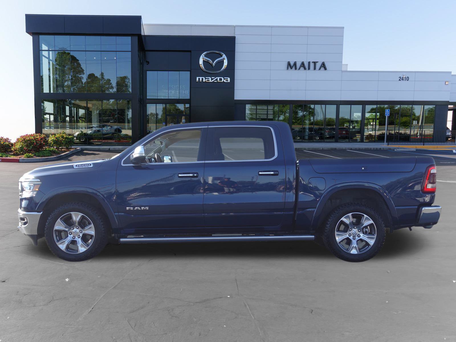 Used 2020 RAM 1500 Laramie AWD/4WD image 7