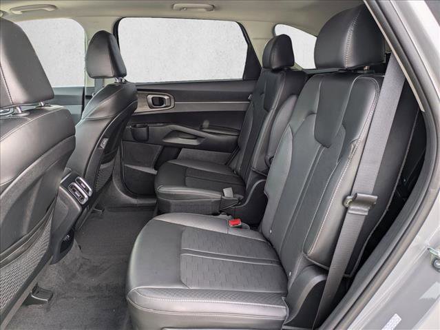 Used 2025 Kia Sorento X-Line EX image 19