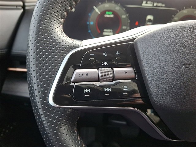 Used 2025 Nissan Ariya EVOLVE+ e-4ORCE image 23