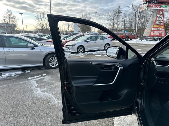 Certified 2024 Toyota RAV4 LE image 25