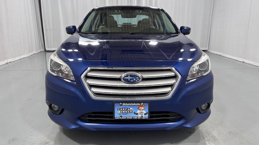 Used 2017 Subaru Legacy 2.5i Limited AWD/4WD image 2