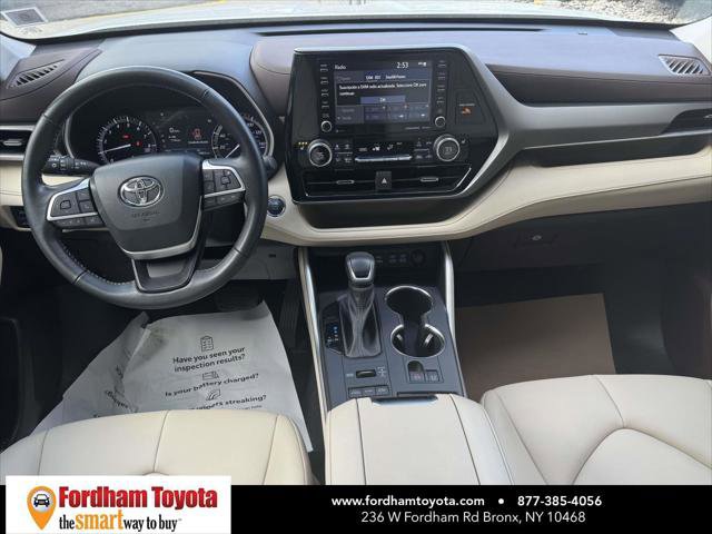 Certified 2022 Toyota Highlander XLE image 14