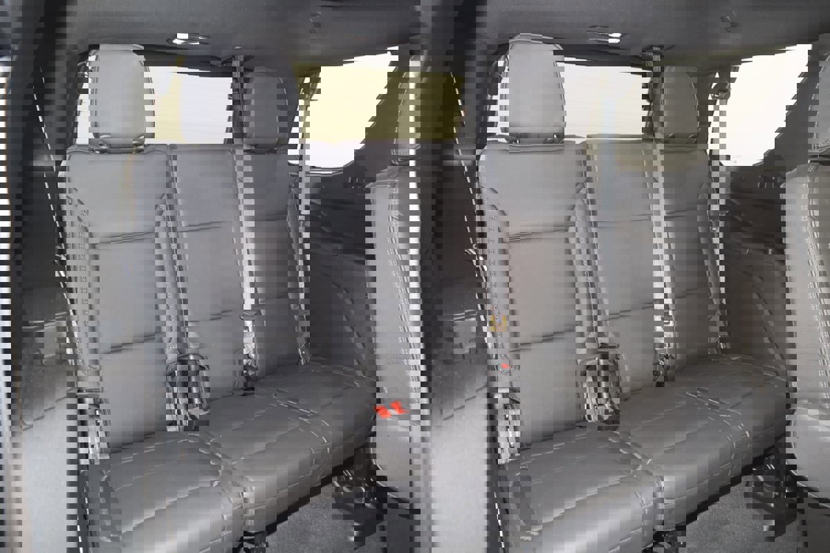 Used 2021 GMC Yukon Denali w/ Denali Premium Package image 14