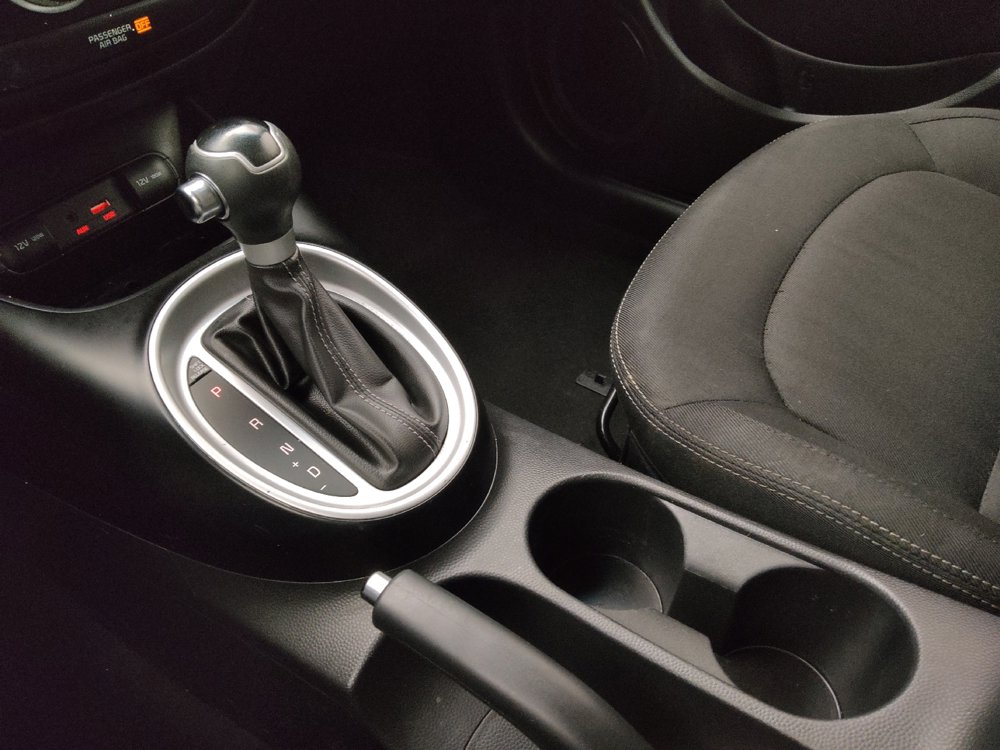 Used 2019 Kia Soul + image 26