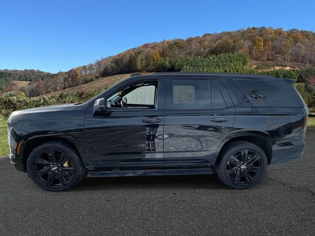 Used 2025 Cadillac Escalade Sport Platinum image 4