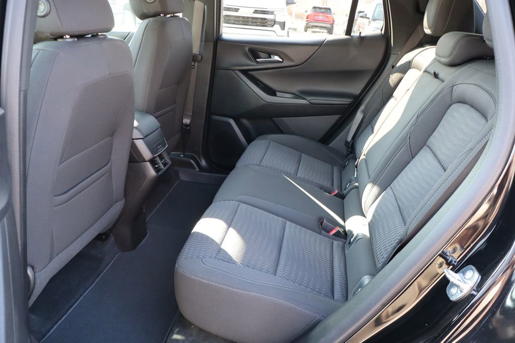 Used 2025 Chevrolet Equinox LT w/ Safety and Technology Package image 35