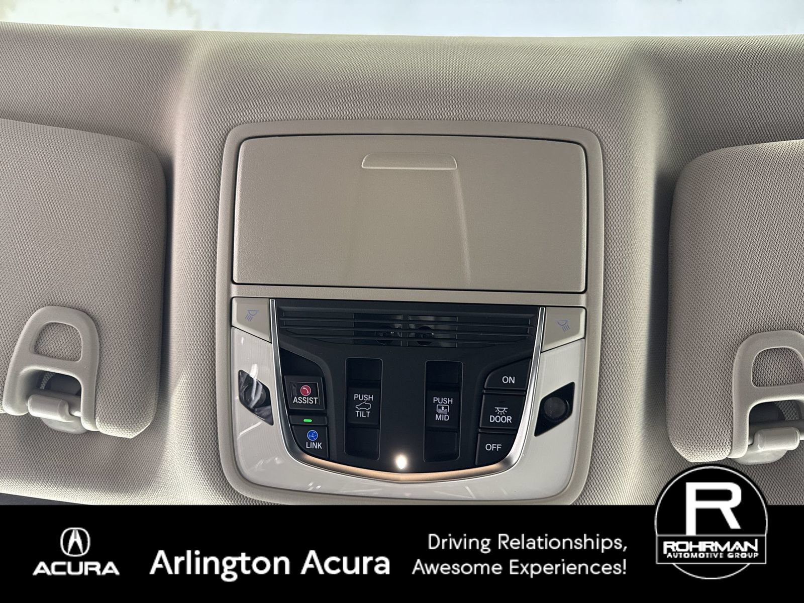 Used 2026 Acura RDX w/ Technology Package AWD/4WD image 10