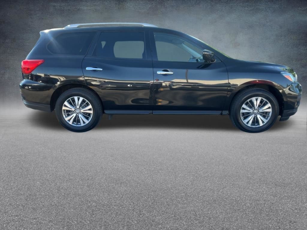 Used 2019 Nissan Pathfinder SV AWD/4WD image 7