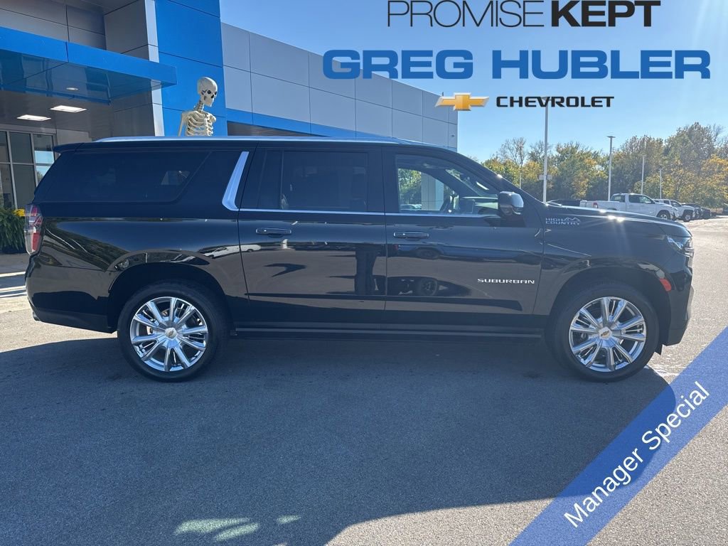 Used 2024 Chevrolet Suburban High Country w/ Premium Package image 2