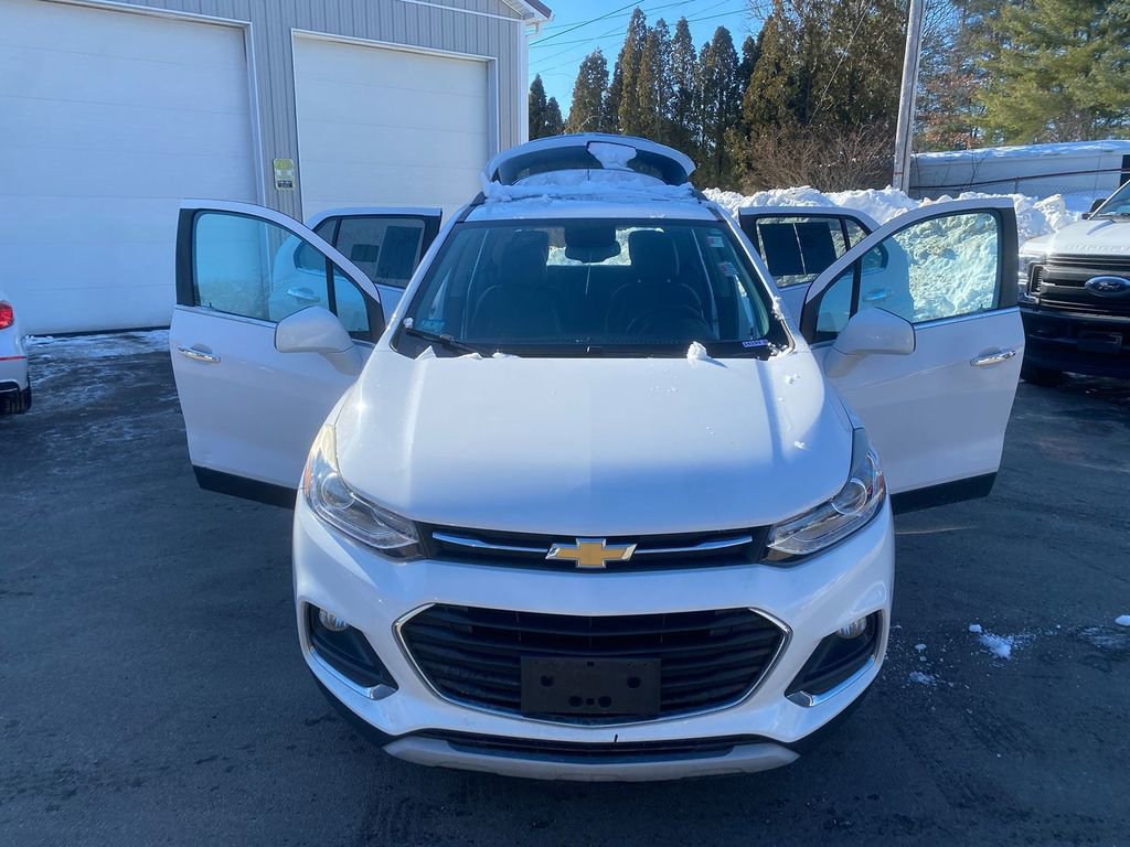 Used 2017 Chevrolet Trax Premier AWD/4WD image 30