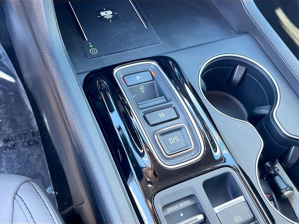 Used 2025 Honda Pilot EX-L image 16