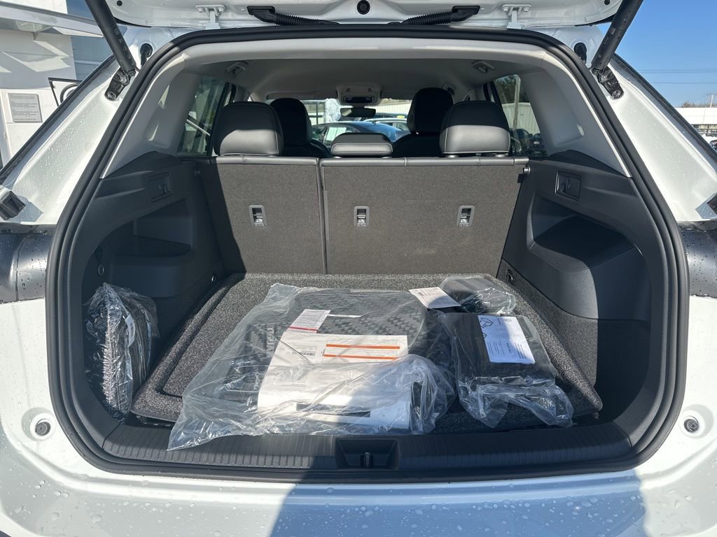 New 2026 Volkswagen Tiguan SE image 21