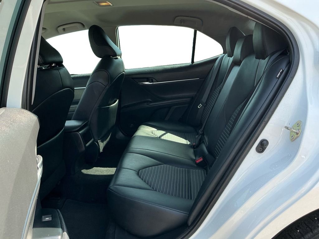 Used 2019 Toyota Camry SE image 21