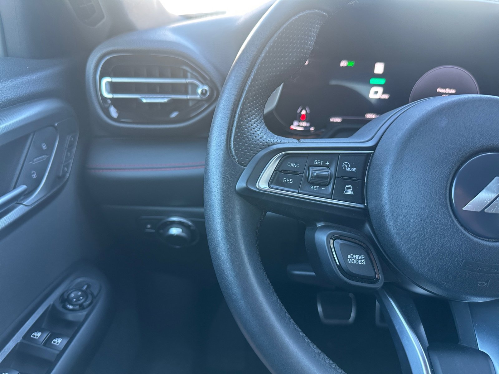 Used 2024 Dodge Hornet R/T image 19