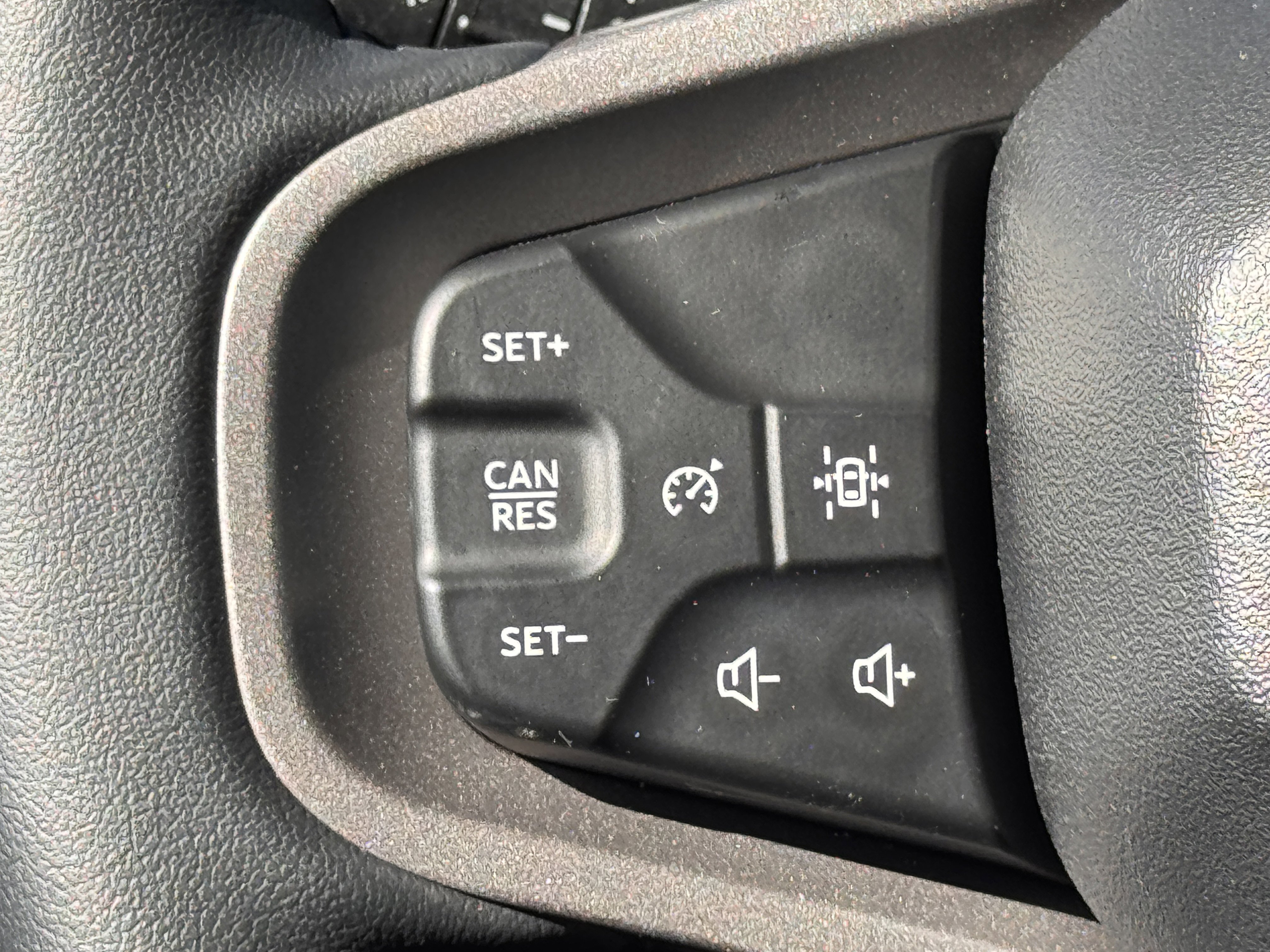 Used 2025 Ford Bronco Big Bend image 15