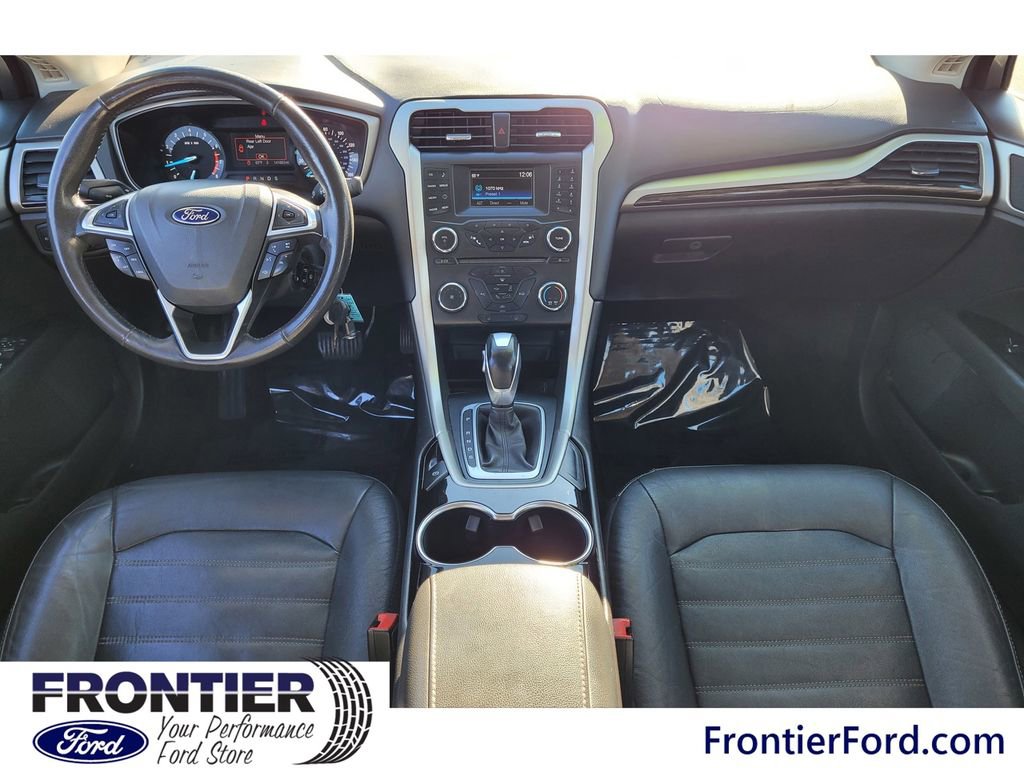 Used 2016 Ford Fusion SE w/ Equipment Group 202A image 11