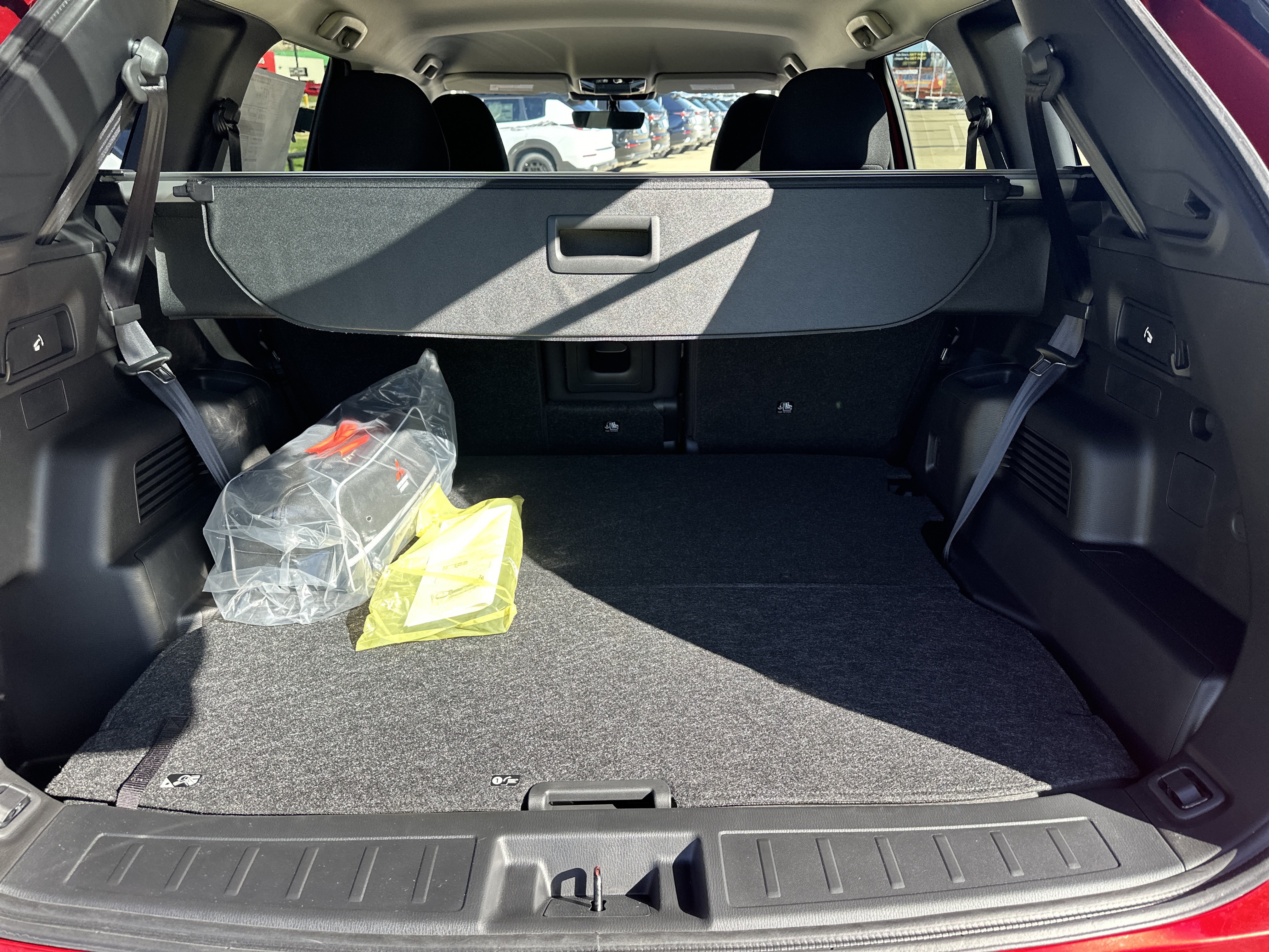 New 2026 Mitsubishi Outlander ES AWD/4WD image 4