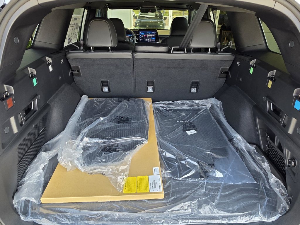 New 2026 Subaru Outback Touring AWD/4WD image 14