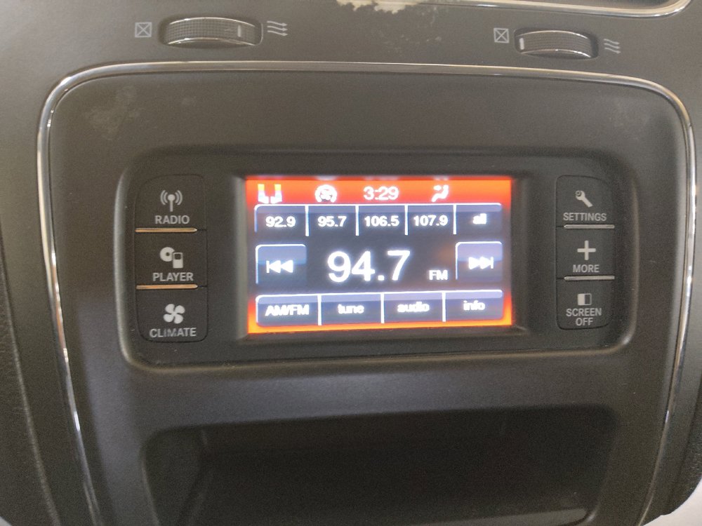 Used 2020 Dodge Journey SE FWD image 25