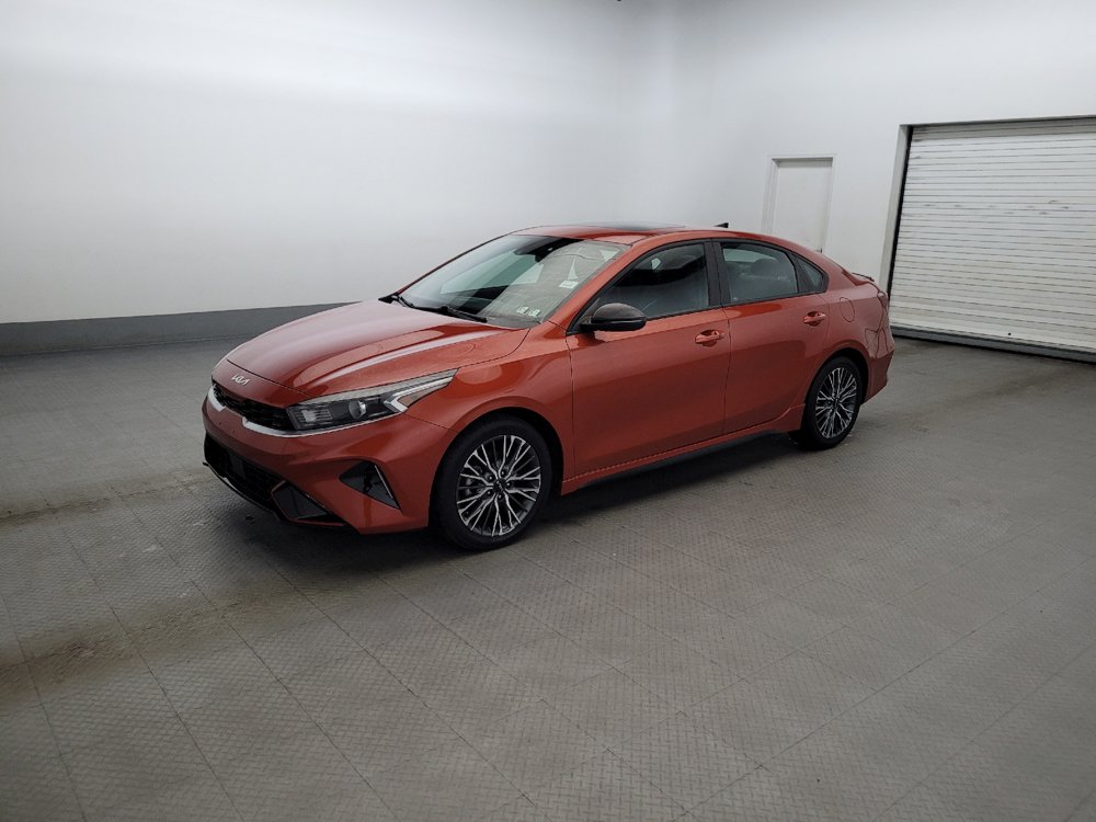 Used 2023 Kia Forte GT-Line w/ GT-Line Premium Package FWD image 2