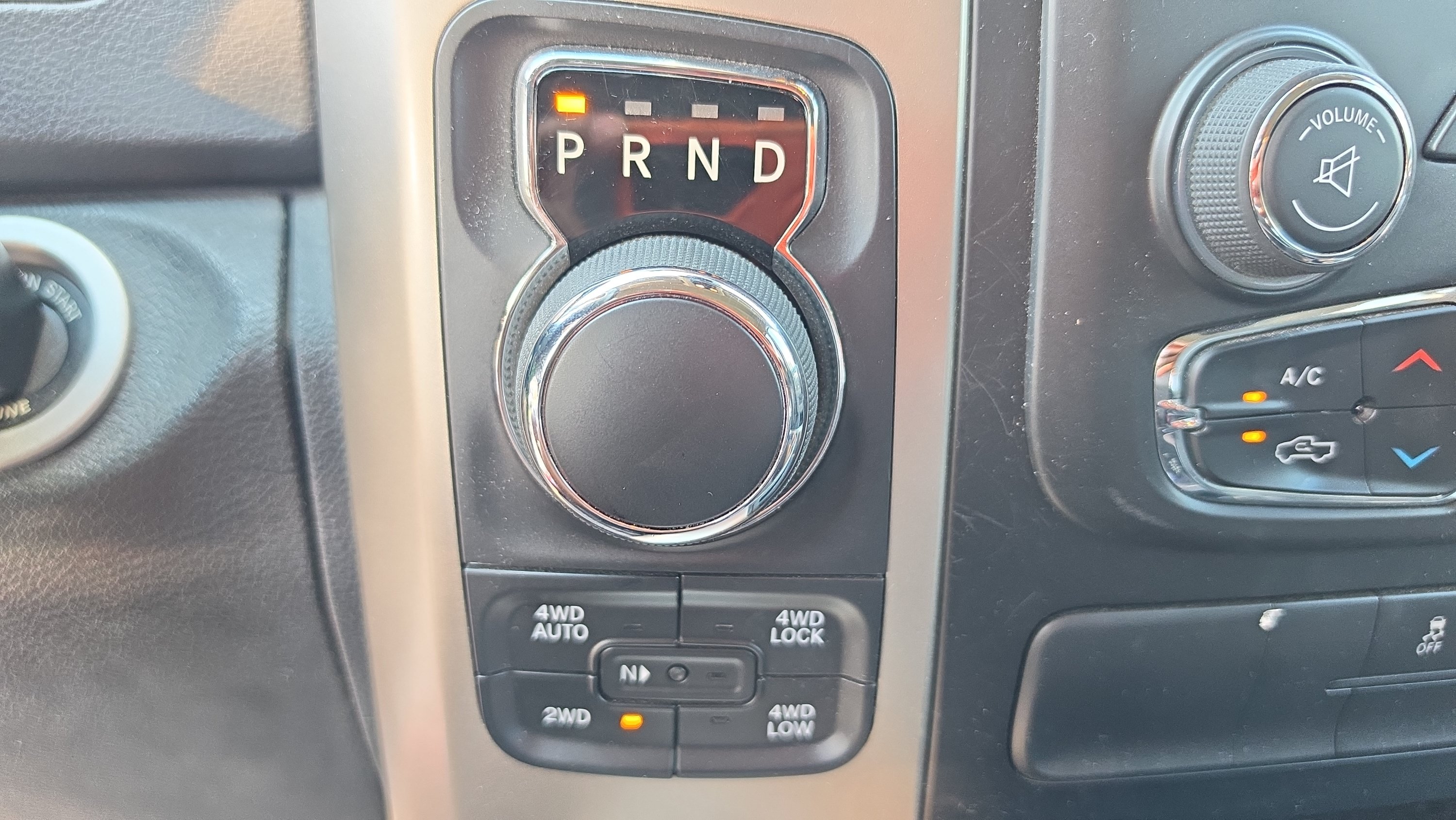 Used 2017 RAM 1500 Lone Star AWD/4WD image 19